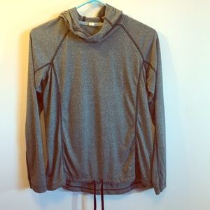 Under Armour Woman’s Pullover XS